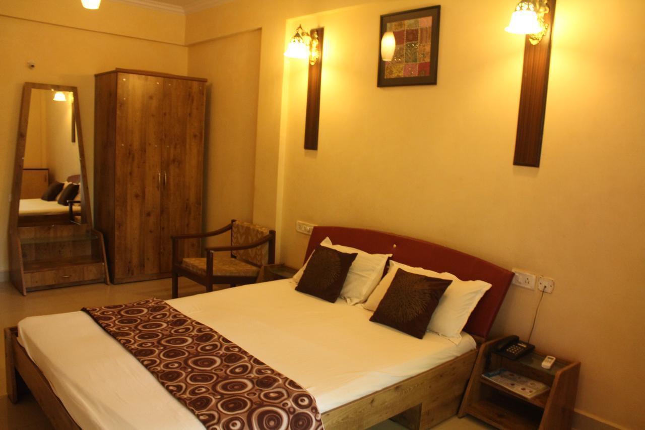 Dona Julia Beach Resort Calangute Ngoại thất bức ảnh