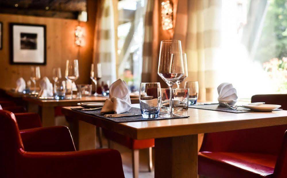 Dona Julia Beach Resort Calangute Ngoại thất bức ảnh
